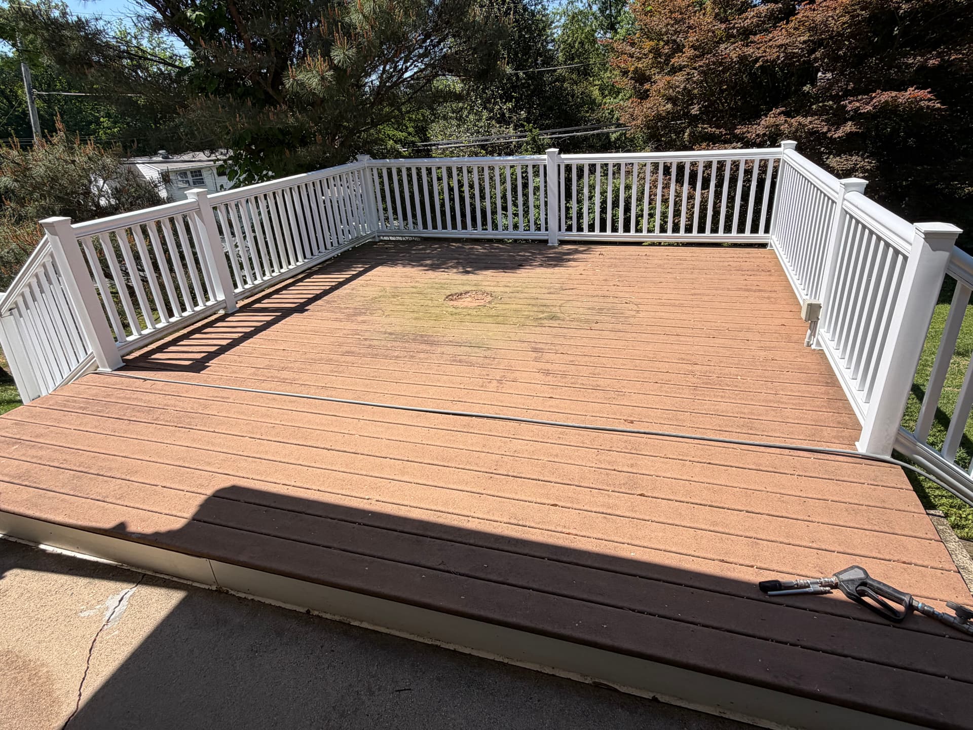 Trex Deck Pressure Cleaning Done Right image